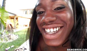 Luscious ebony babe got fucked as deep as she wanted it